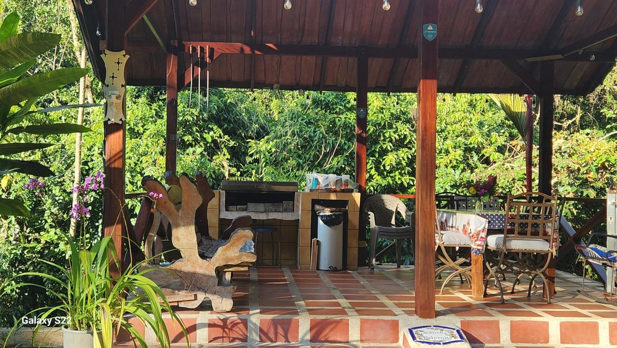 Yethan House ウビタ エクステリア 写真